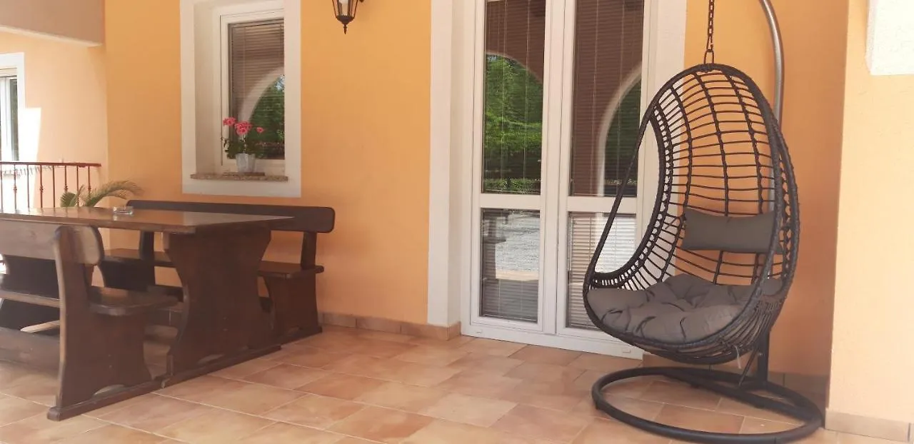 Villa Holiday Home Zahtila Labin